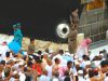 তাওয়াফের সময় হাজরে আসওয়াদের সামনে দাঁড়িয়ে না থাকার নির্দেশ